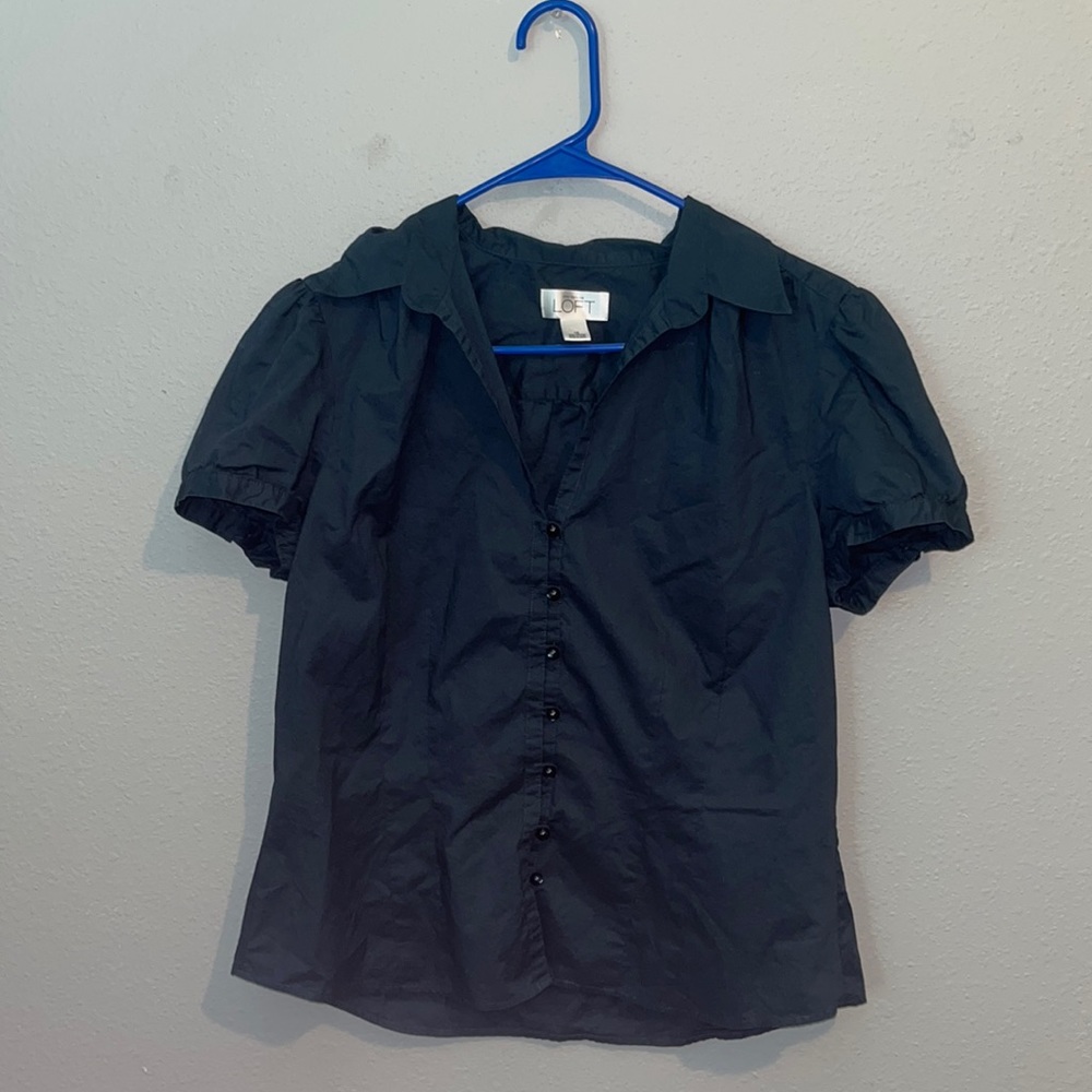 3/$25 Ann Taylor LOFT collared blouse with a v-neck